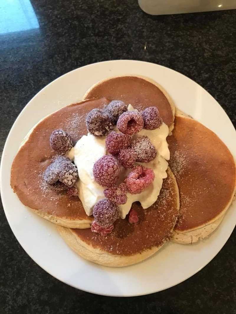 Protein Pancakes W/ Yoghurt & Raspberries